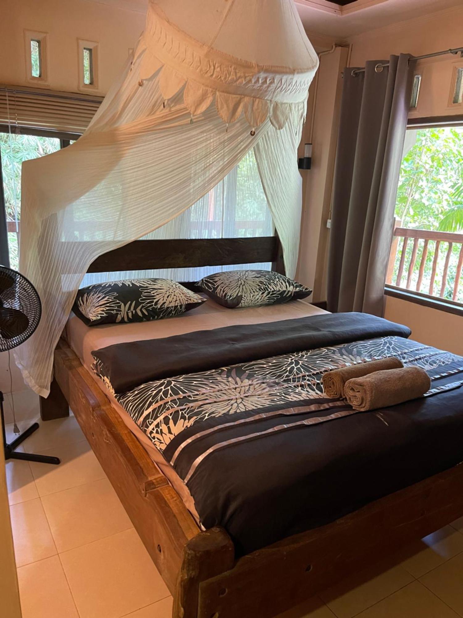 Kupu Kupu Garden Guest House & Cafe بوكيت لاوانج المظهر الخارجي الصورة