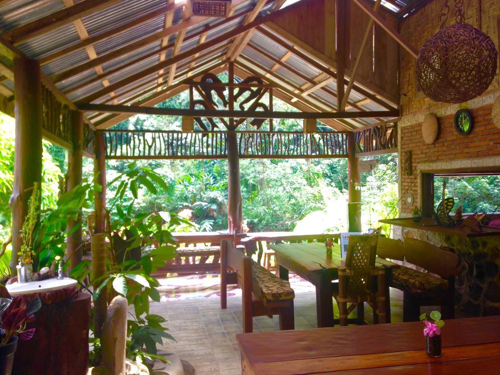 Kupu Kupu Garden Guest House & Cafe بوكيت لاوانج المظهر الخارجي الصورة