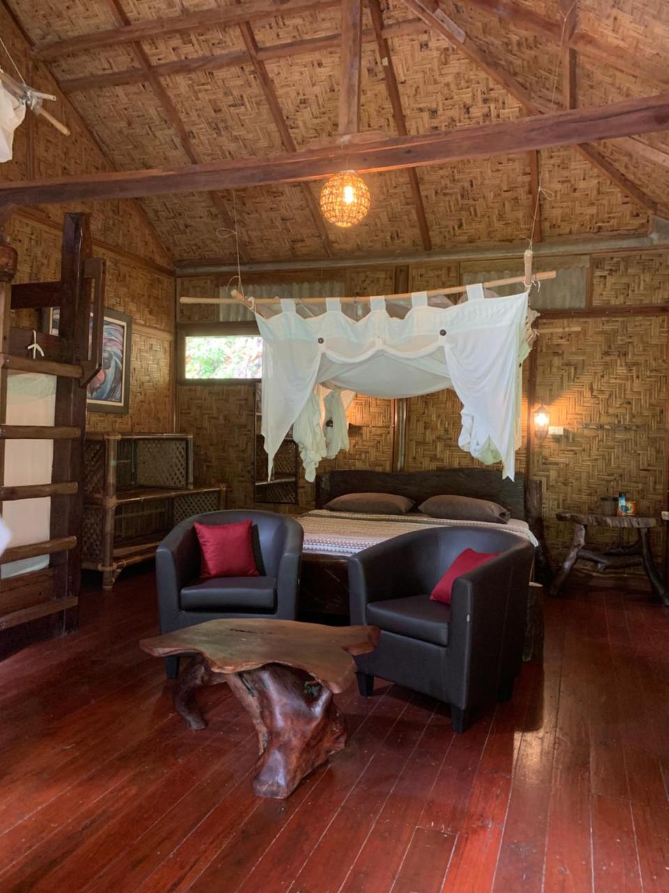 Kupu Kupu Garden Guest House & Cafe بوكيت لاوانج المظهر الخارجي الصورة